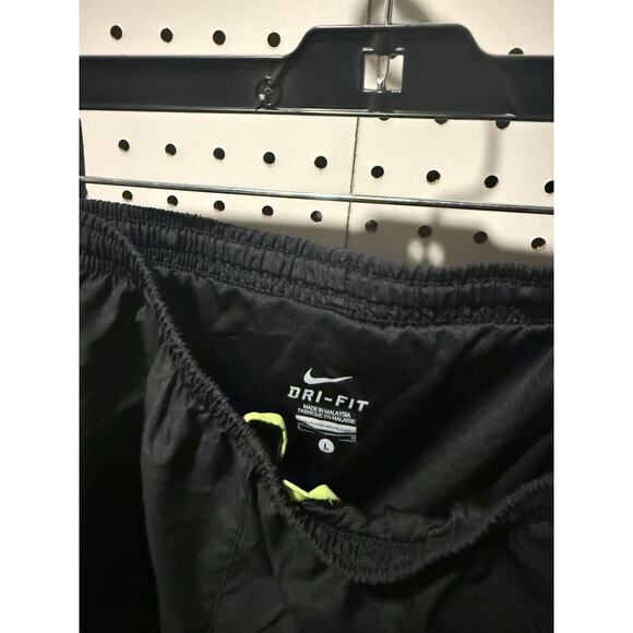 Nike Dri-FIT Women’s Running Shorts – Black Pattern – Size Large - Picture 2 of 4